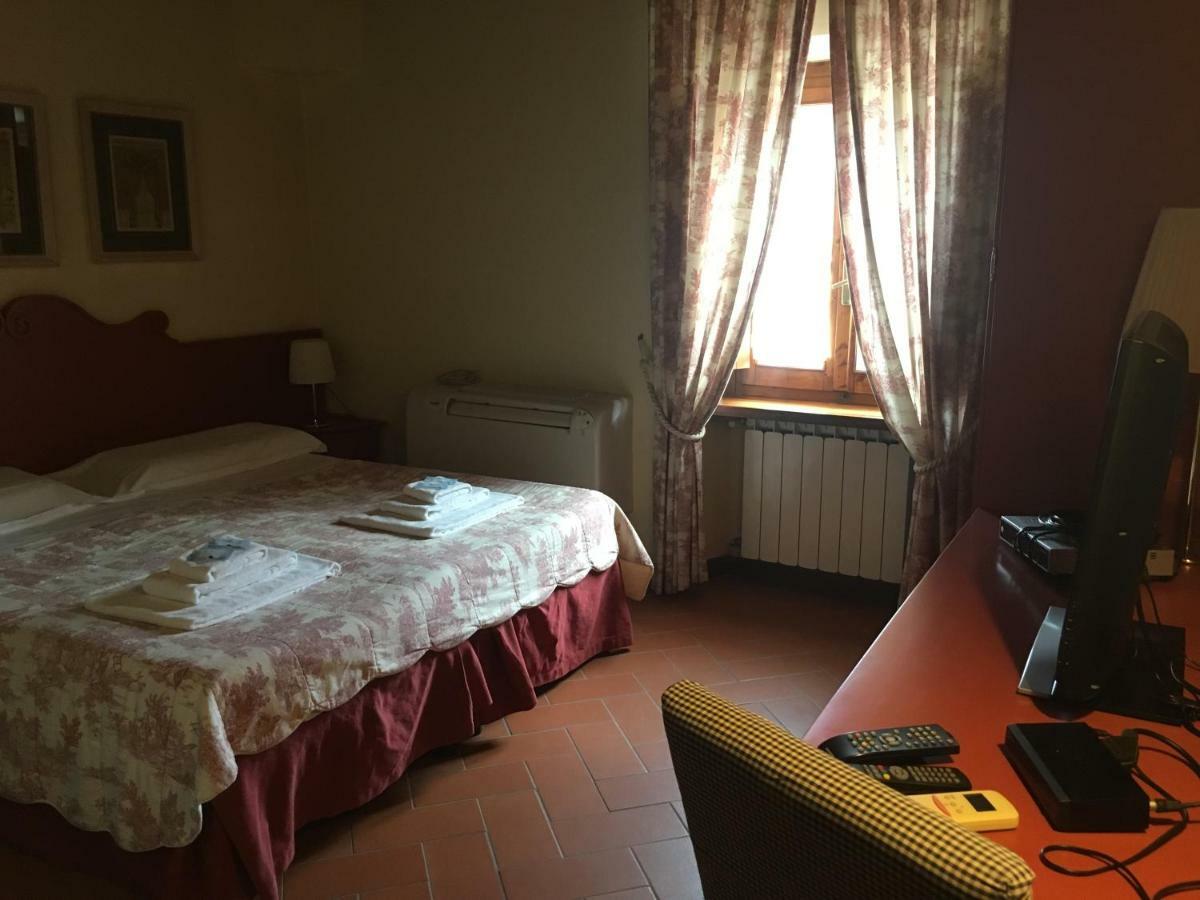 Locanda La Querce Montemurlo Extérieur photo
